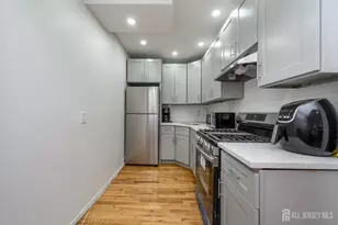 548 Bramhall Ave, Jersey City, NJ 07304 - Photo 18