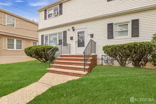 65 Campbell Ave, Edison, NJ 08817 - Photo 4