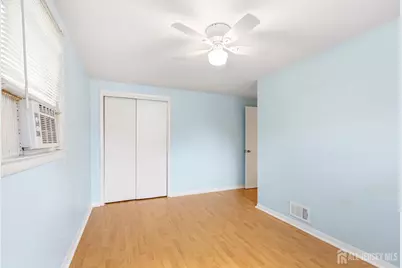 65 Campbell Avenue #Flr 2, Edison, NJ 08817 - Photo 18