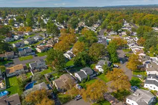 55 Starlight Dr, Colonia, NJ 07067 - Photo 32