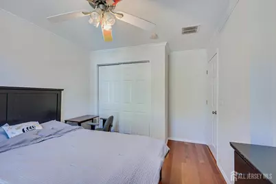 5 Hollywood Street, Edison, NJ 08820 - Photo 36