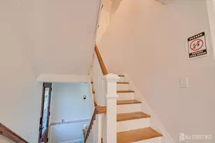 5 Hollywood St, Edison, NJ 08820 - Photo 22
