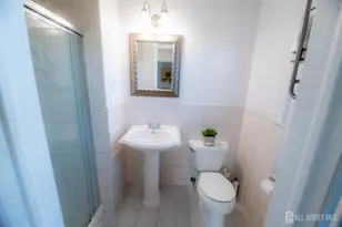 4 Charles Ct, Edison, NJ 08820 - Photo 20
