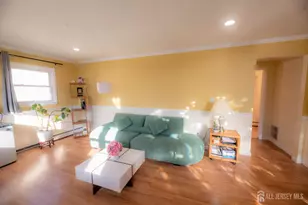 4 Charles Ct, Edison, NJ 08820 - Photo 28
