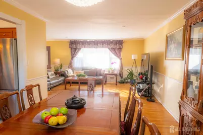 4 Charles Court, Edison, NJ 08820 - Photo 8