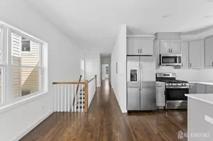 914 Bergen St, Newark, NJ 07112 - Photo 1