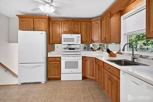 395 Cindy St, Old Bridge Township, NJ 08857 - Photo 8
