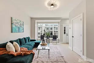 8 Somerset St, Carteret, NJ 07008 - Photo 6