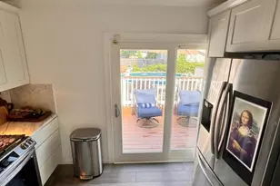 822 Barry Ave, Perth Amboy, NJ 08861 - Photo 6