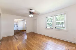 18 Cypress St, Carteret, NJ 07008 - Photo 6