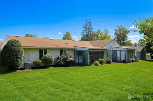 55 Juniper Plaza, Monroe Township, NJ 08831 - Photo 18