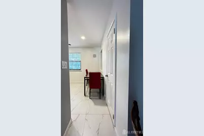 701 Woodbridge Commons Way, Iselin, NJ 08830 - Photo 20