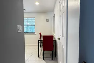701 Woodbridge Commons Way, Iselin, NJ 08830 - Photo 20