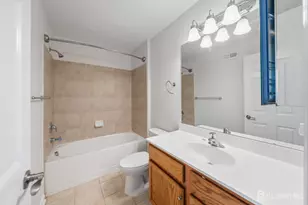 14 Fleet St, North Brunswick Township, NJ 08902 - Photo 14