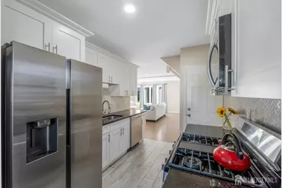 [Address not provided], Roselle Park, NJ 07204 - Photo 12