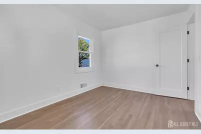 30 Pine Tree Drive, Colonia, NJ 07067 - Photo 24