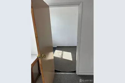 4311 Newkirk Avenue, North Bergen, NJ 07047 - Photo 10