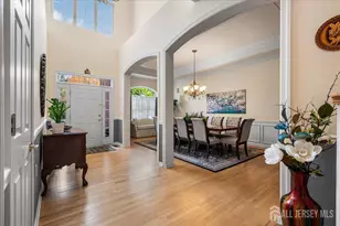 11 Vanderbilt Ct, Old Bridge Township, NJ 08857 - Photo 4