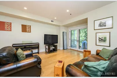 610 Madison Street #2, Hoboken, NJ 07030 - Photo 8