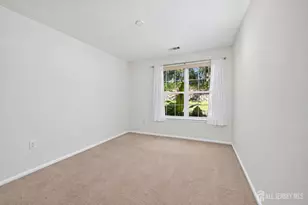 203 Cypress Ln, East Brunswick Township, NJ 08816 - Photo 18