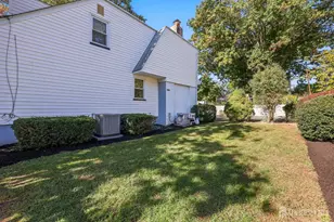 107 Kimball St, Iselin, NJ 08830 - Photo 32