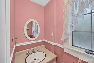 207 Penfield Pl, Dunellen, NJ 08812 - Photo 26