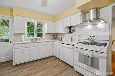 747 3rd Street, Dunellen, NJ 08812 - Photo 10
