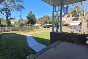 747 3rd St, Dunellen, NJ 08812 - Photo 2
