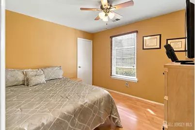 109 Pennsylvania Way, North Brunswick Township, NJ 08902 - Photo 14