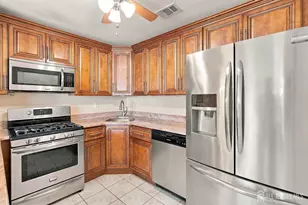 109 Pennsylvania Way, North Brunswick Township, NJ 08902 - Photo 8