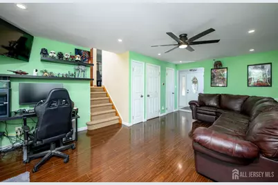 [Address not provided], Fords, NJ 08863 - Photo 22