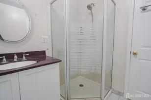 3 E Charles Ct, Edison, NJ 08820 - Photo 34