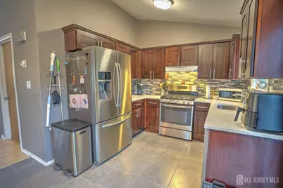 48 Birch Run Drive, Piscataway Township, NJ 08854 - Photo 8