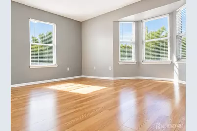 323 Wimbeldon Court, North Brunswick Township, NJ 08902 - Photo 20
