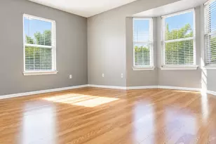 323 Wimbeldon Ct, North Brunswick Township, NJ 08902 - Photo 20