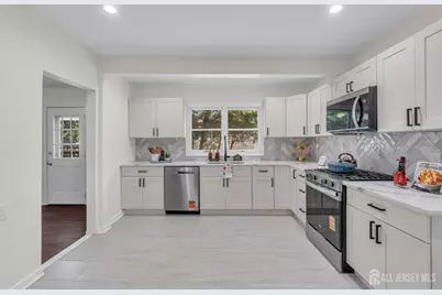 52 Betts Avenue, Lawrence Township, NJ 08648 - Photo 18