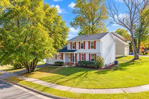 32 Smith St, Metuchen, NJ 08840 - Photo 2