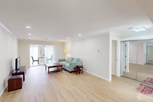 9C Aspen Plaza, Monroe Township, NJ 08831 - Photo 4