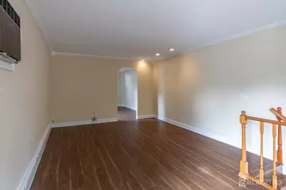 110 N 2nd Avenue N #1, Highland Park, NJ 08904 - Photo 18