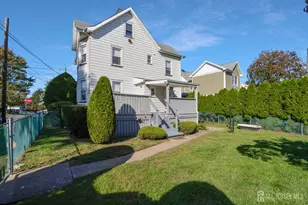 205 Green St, Woodbridge Township, NJ 07095 - Photo 18