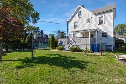 205 Green Street, Woodbridge Township, NJ 07095 - Photo 26