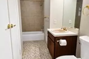 60 Pheasant Run, Edison, NJ 08820 - Photo 20
