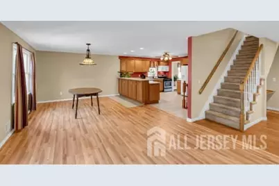 652 Brookside Drive, Middletown, NJ 07718 - Photo 10