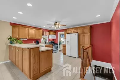 652 Brookside Drive, Middletown, NJ 07718 - Photo 12