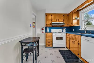 71 Claire Avenue, Woodbridge Township, NJ 07095 - Photo 18