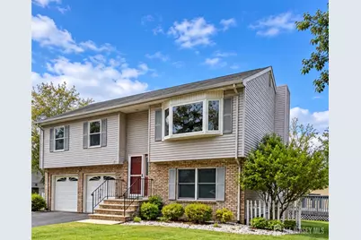 9 Rutherford Court, Middlesex, NJ 08846 - Photo 2
