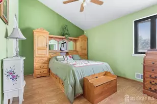 194 Starlight Ct, Old Bridge Township, NJ 08857 - Photo 22