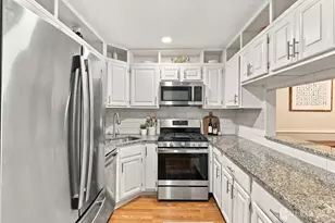 90 Morgan Pl, East Brunswick Township, NJ 08816 - Photo 4