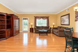 33 George W Helme Dr, Helmetta, NJ 08828 - Photo 8