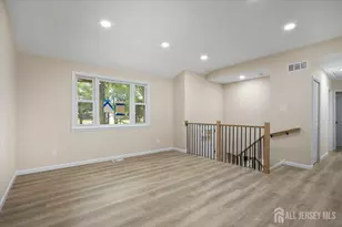 470 E Taunton Ave E, Berlin Bor, NJ 08091 - Photo 4